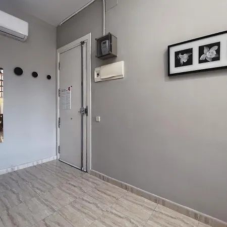 Apartment U-nique Gran Via Iii